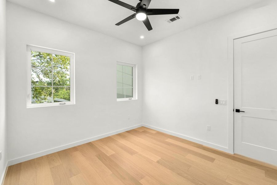 Spacious, unfurnished interior of a new home in , Austin (Image 28). Spacious, unfurnished interior of a new home in , Austin (Image 28).