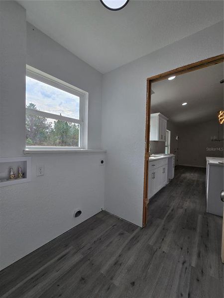 Spacious, unfurnished interior of a new home in , Ocklawaha (Image 44).