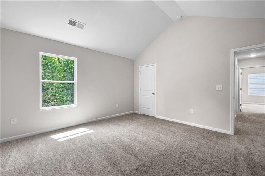 Spacious, unfurnished interior of a new home in , Villa Rica (Image 39).