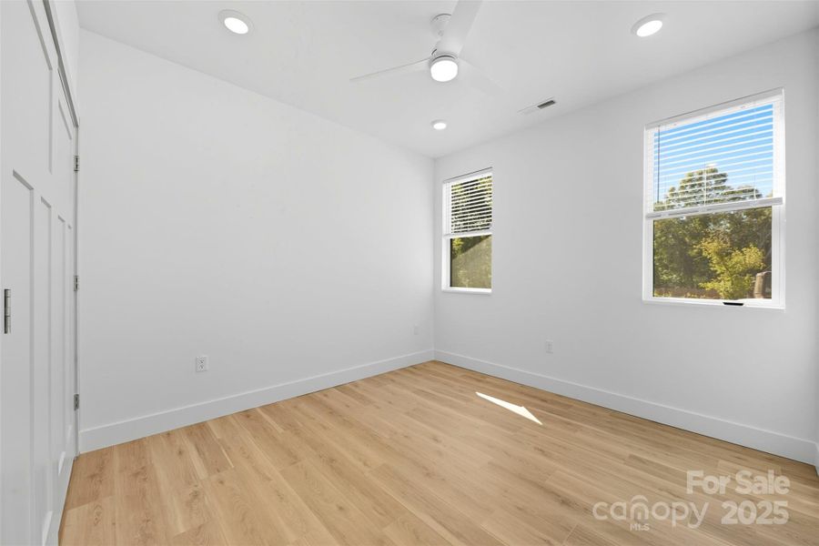 Spacious, unfurnished interior of a new home in , Dallas (Image 29). Spacious, unfurnished interior of a new home in , Dallas (Image 29).