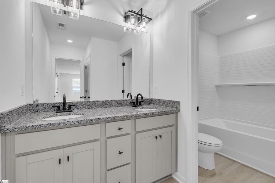 Furnished interior view inside a new home in Lynbrook, Boiling Springs (Image 10).