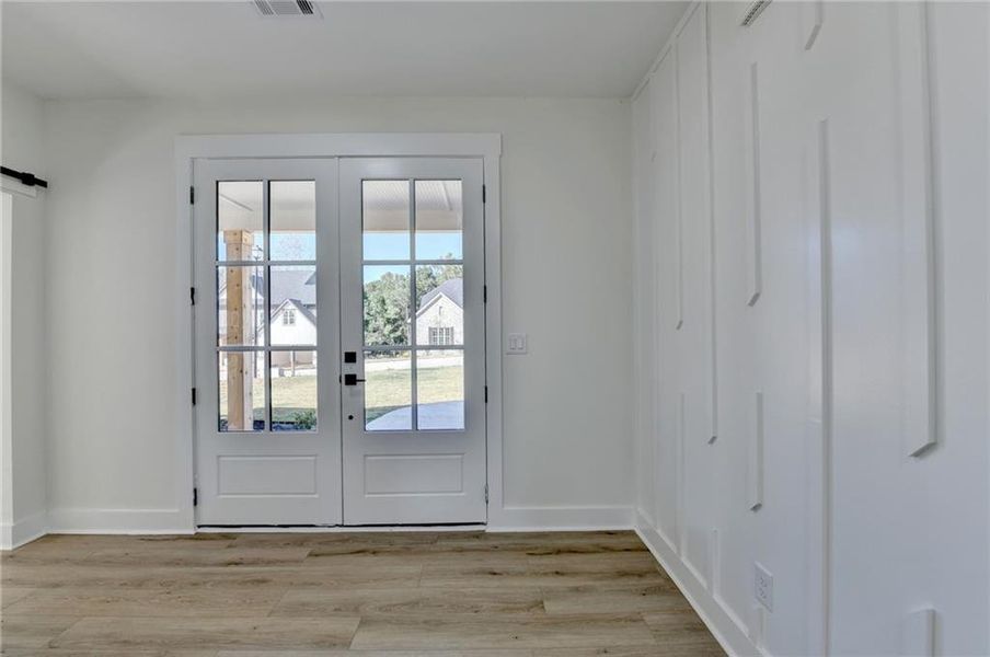 Spacious, unfurnished interior of a new home in , Jefferson (Image 41).