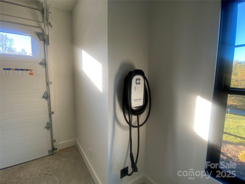 Furnished interior view inside a new home in , Nebo (Image 16).