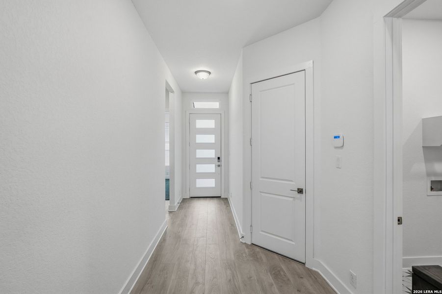 Spacious, unfurnished interior of a new home in Prominence, San Antonio (Image 40).