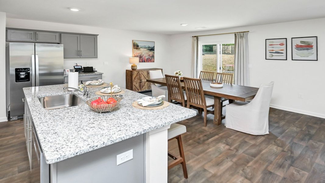 Furnished interior view inside a new home in Grand Oaks, Columbia (Image 9).