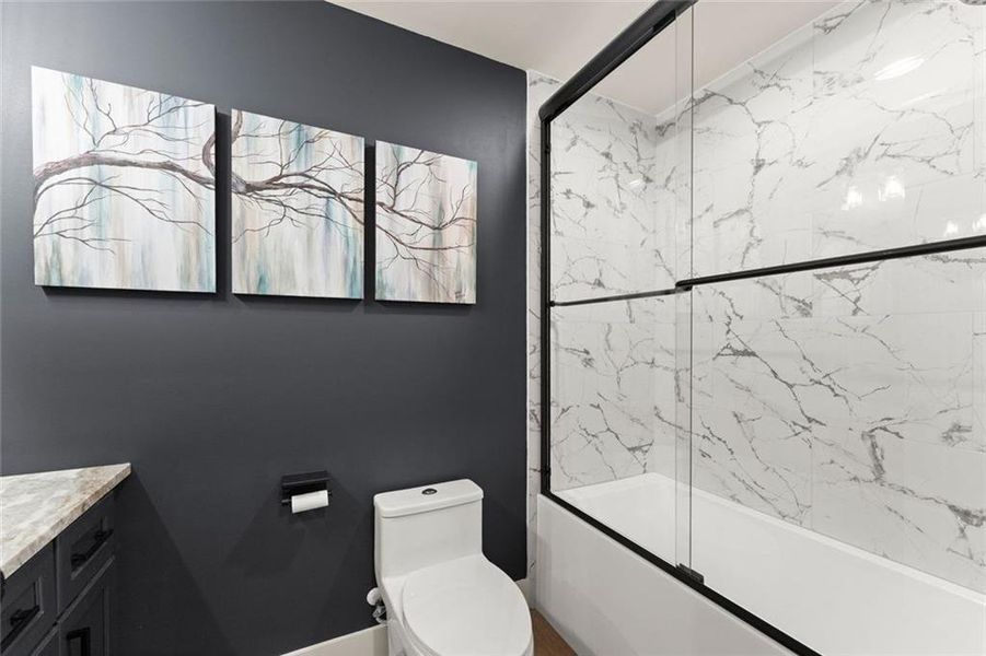 Furnished interior view inside a new home in , Jefferson (Image 40).
