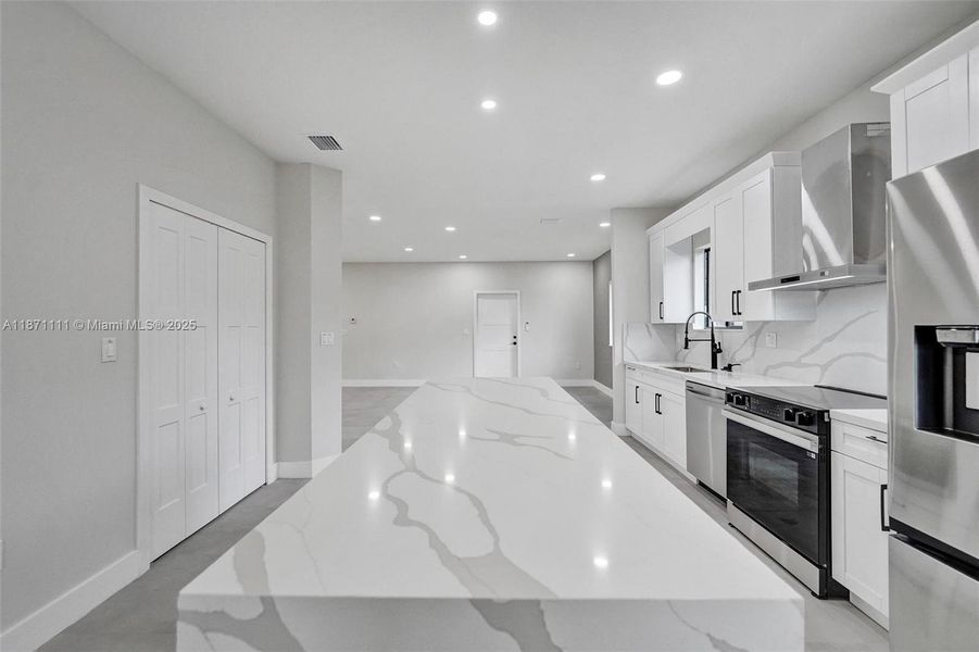 Image 85 of a home in . Image 85 of a home in .