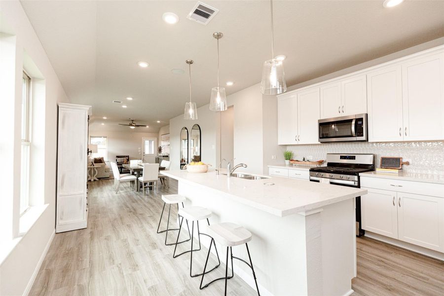 Furnished interior view inside a new home in Montgomery Ridge: Landmark Collection, Montgomery (Image 17).