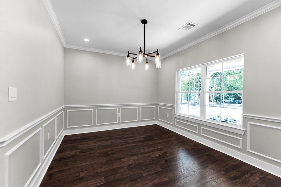 Spacious, unfurnished interior of a new home in , New Waverly (Image 27).