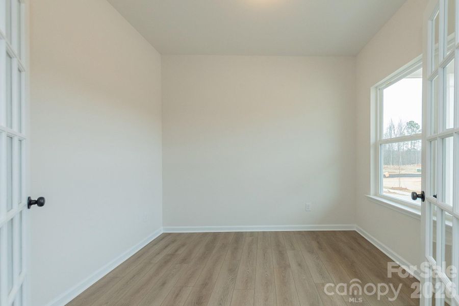 Spacious, unfurnished interior of a new home in Winecoff, Salisbury (Image 14).