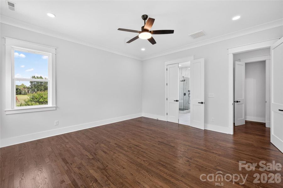 This feels like the kind of primary bedroom people dream about when they say they want their next house to feel peaceful