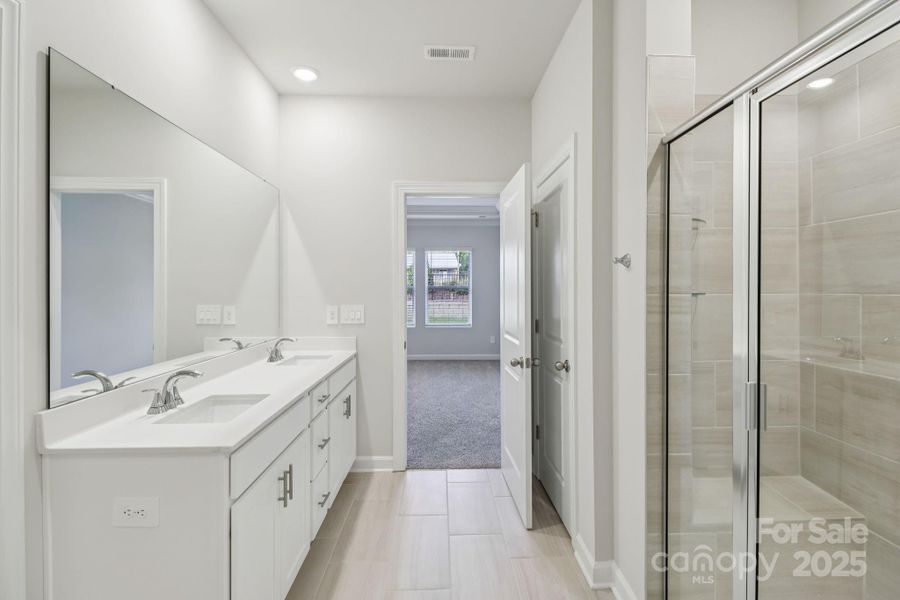 Photo is not of the actual home but is an inspirational photo of builder’s model home and may depict options, furnishings, and/or decorator features that are not included.