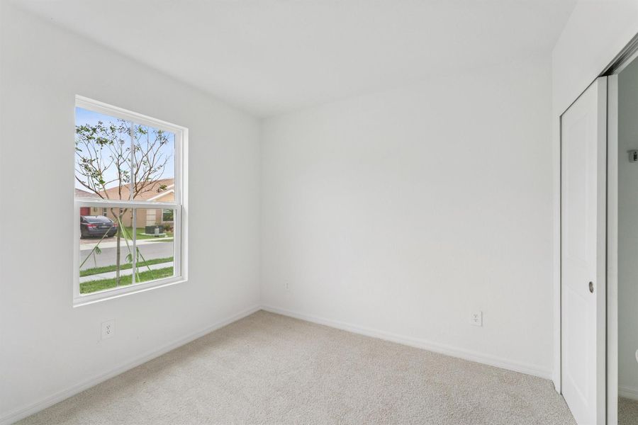Furnished interior view inside a new home in , Fort Pierce (Image 9).