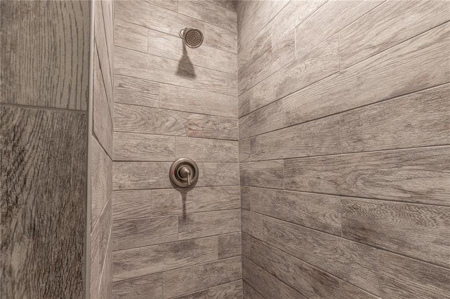 Close-up of interior finishes inside a home in , Port Charlotte (Image 18).