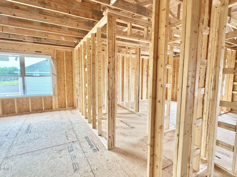 20250928_213036382_iOS 1