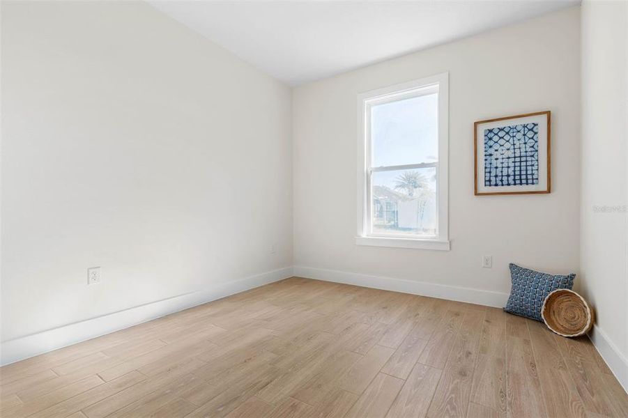 Spacious, unfurnished interior of a new home in , Palm Coast (Image 25).