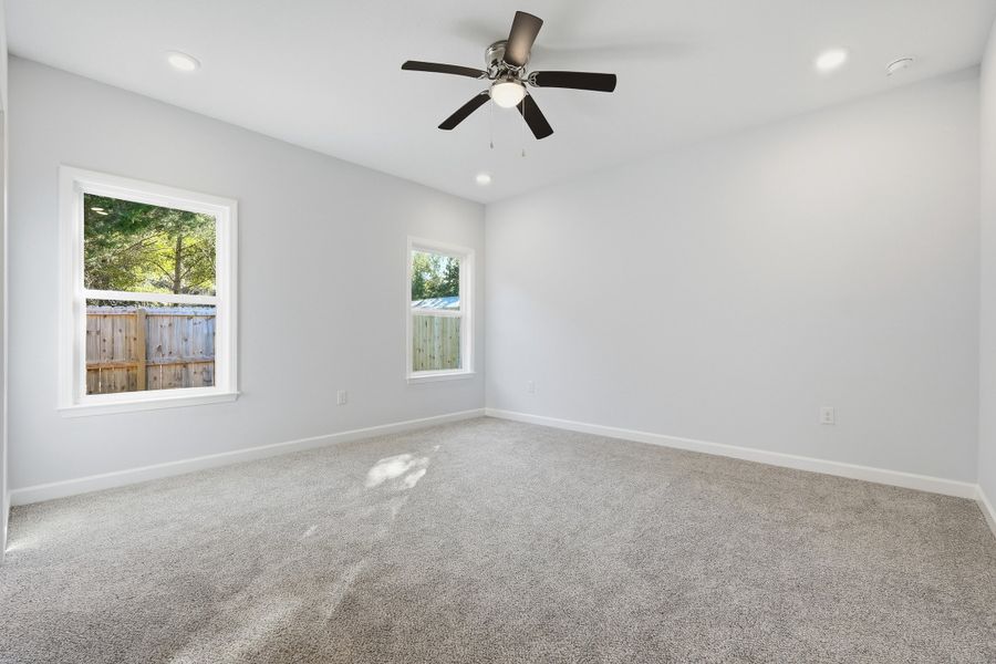 Spacious, unfurnished interior of a new home in , Crestview (Image 36).