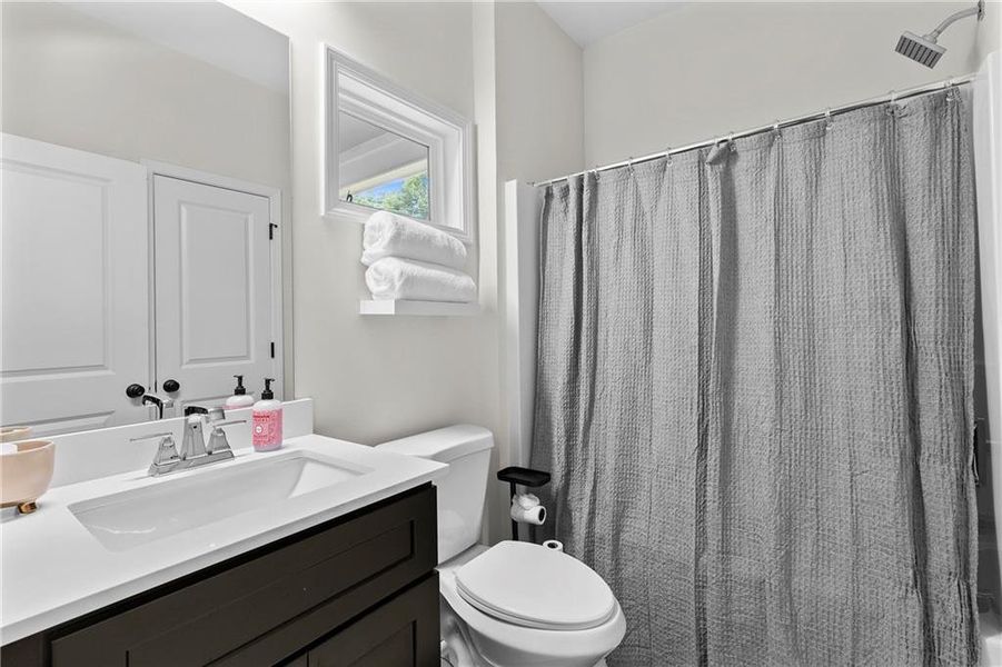 Furnished interior view inside a new home in , Atlanta (Image 15). Furnished interior view inside a new home in , Atlanta (Image 15).