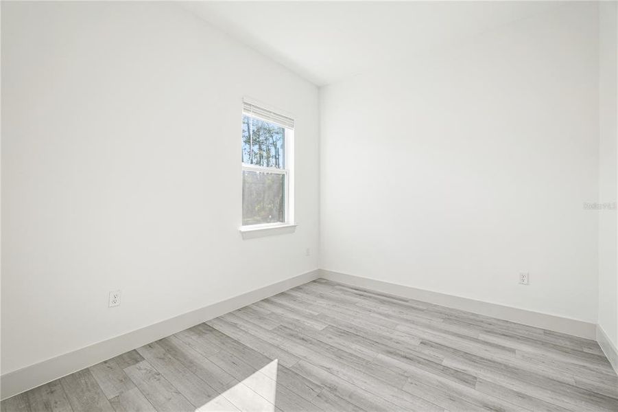 Spacious, unfurnished interior of a new home in , Port Charlotte (Image 39).
