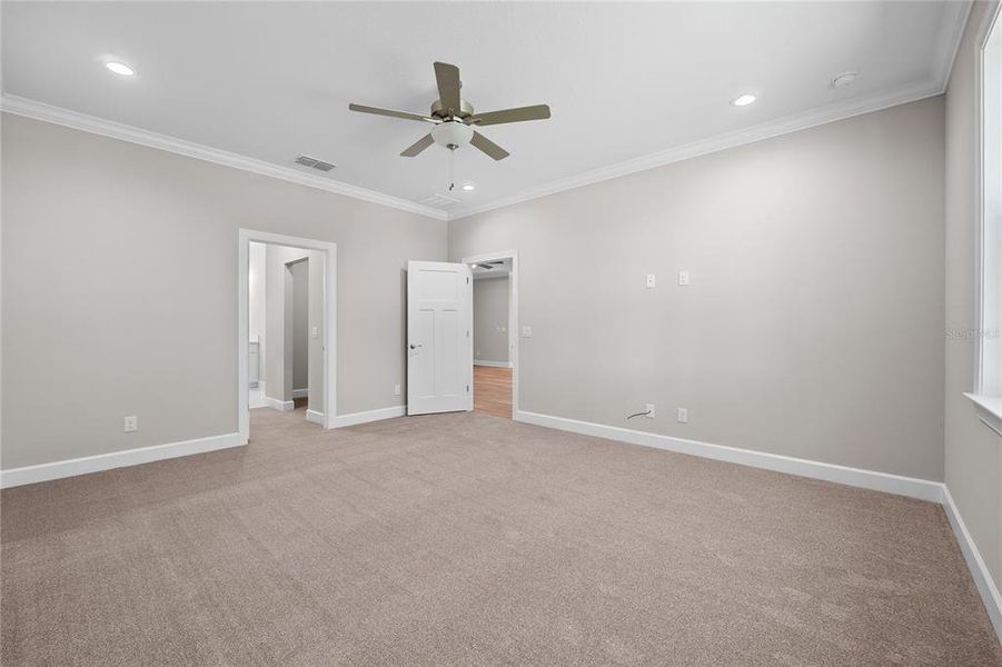 Spacious, unfurnished interior of a new home in , Mulberry (Image 25).