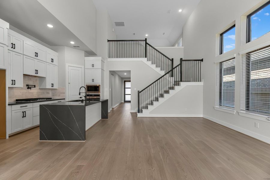 Spacious, unfurnished interior of a new home in Audubon, Magnolia (Image 24).