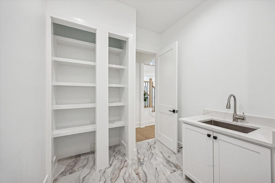 Furnished interior view inside a new home in , Bellaire (Image 30).