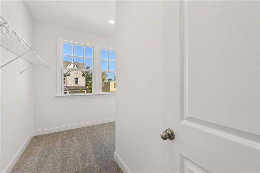 Spacious, unfurnished interior of a new home in East Harbor II at Chestatee, Dawsonville (Image 32).
