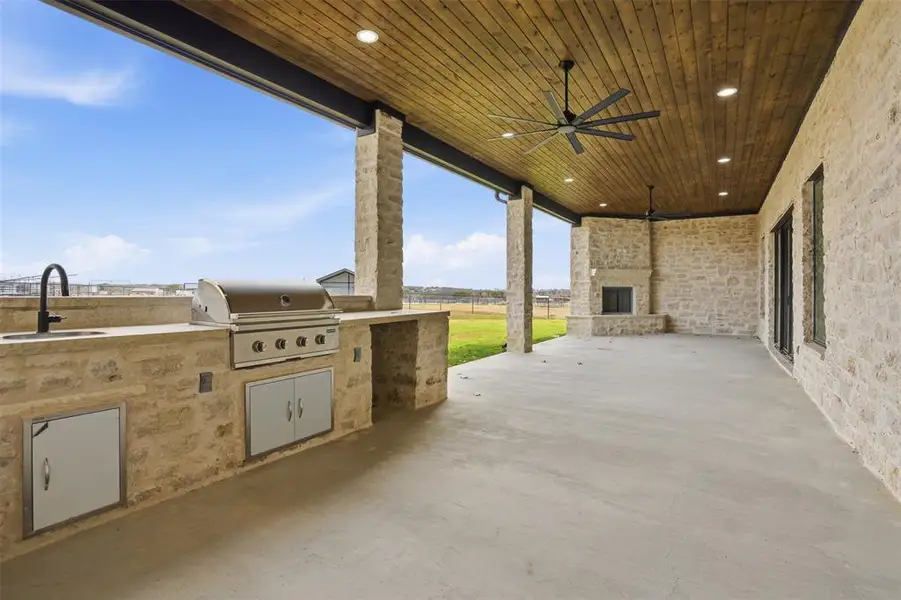 Exterior details and patio area of a home in , Weatherford (Image 3). Exterior details and patio area of a home in , Weatherford (Image 3).