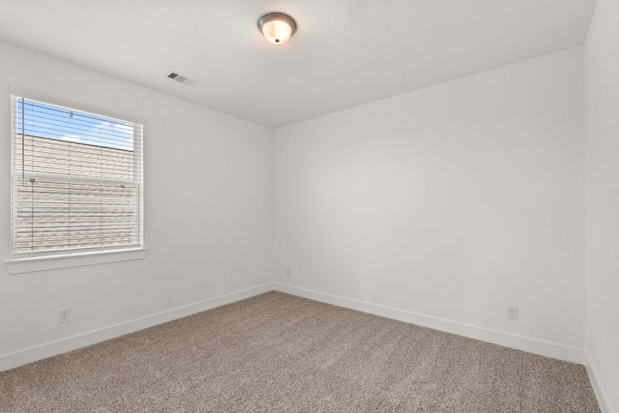 Spacious, unfurnished interior of a new home in Elyson, Katy (Image 30).