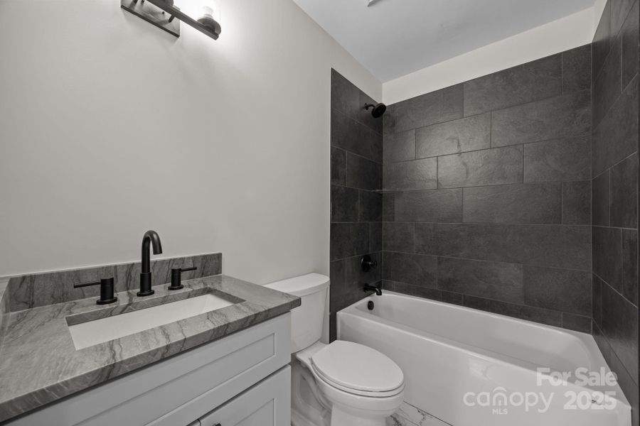 Lower level full bath