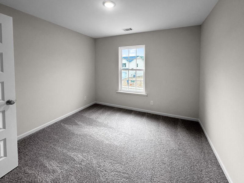 Spacious, unfurnished interior of a new home in Grand Reserve, Hinesville (Image 23).