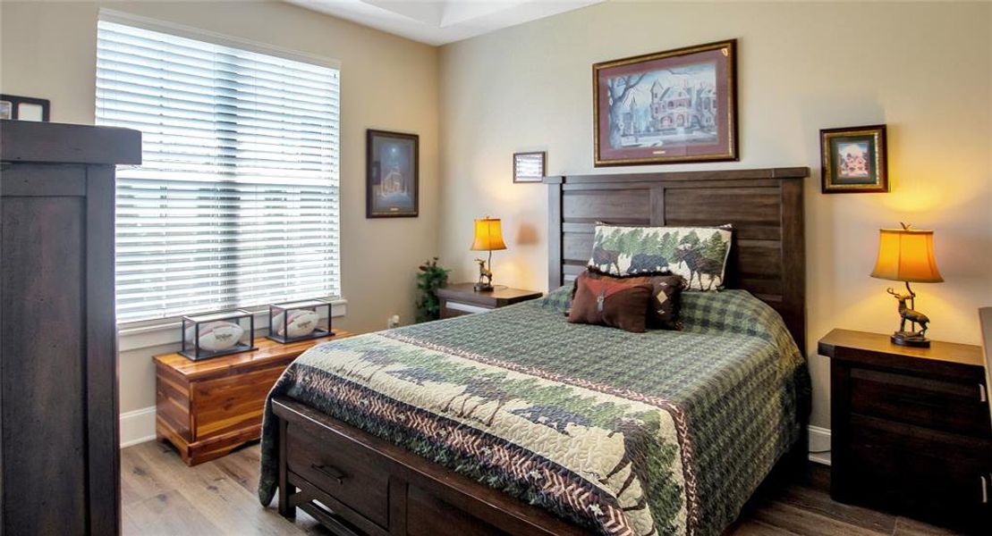 Furnished interior view inside a new home in , Flint (Image 35).