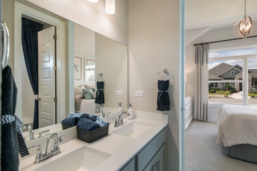 Furnished interior view inside a new home in Foxbrook, Boerne (Image 12).