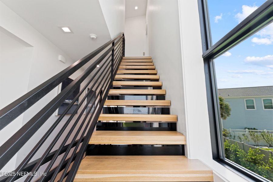 Image 51 of a home in .