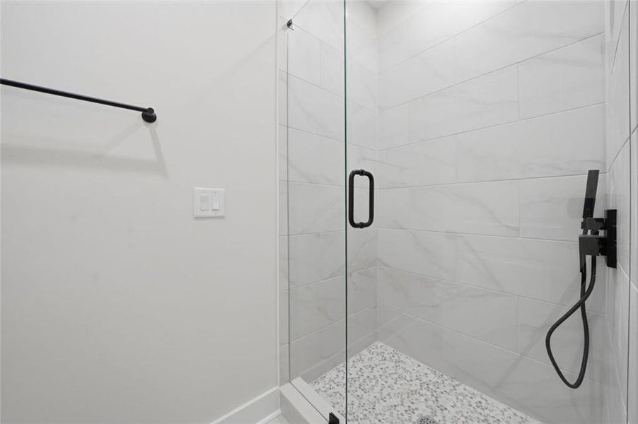 Image 47 of a home in .