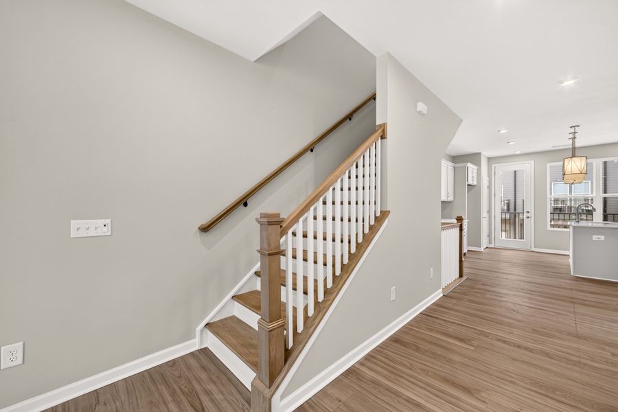 Spacious, unfurnished interior of a new home in Southmont, Charlotte (Image 23).