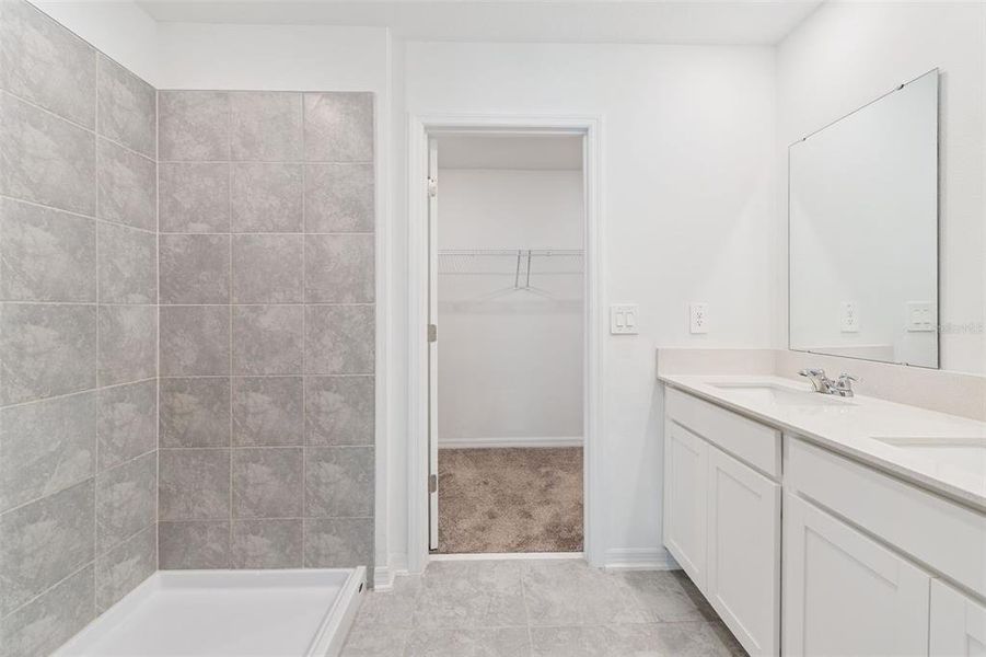 Furnished interior view inside a new home in Peace Creek Reserve: Legacy Collection, Winter Haven (Image 7). Furnished interior view inside a new home in Peace Creek Reserve: Legacy Collection, Winter Haven (Image 7).