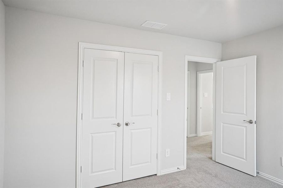 Spacious, unfurnished interior of a new home in Simpson Crossing - Spring Series, McKinney (Image 23). Spacious, unfurnished interior of a new home in Simpson Crossing - Spring Series, McKinney (Image 23).