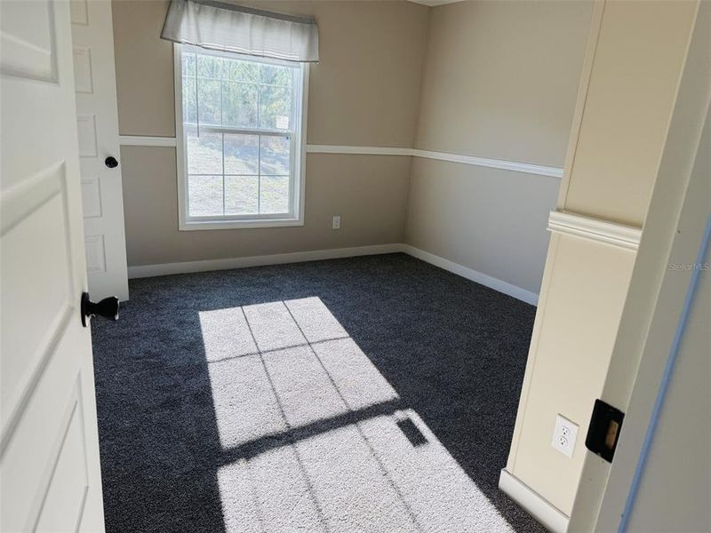 Spacious, unfurnished interior of a new home in , Live Oak (Image 9).