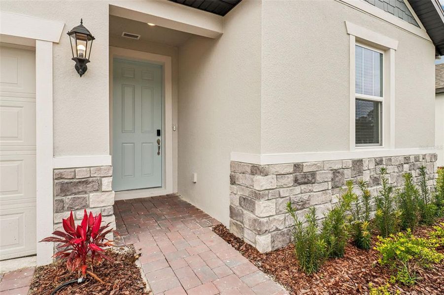 Exterior details and patio area of a home in Legends Preserve - Signature Series, Daytona Beach (Image 3).