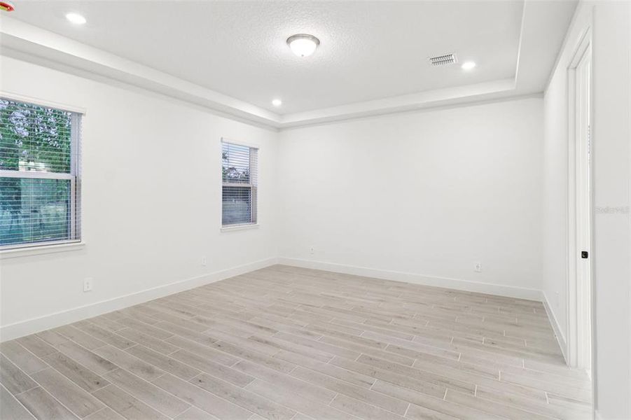 Spacious, unfurnished interior of a new home in Ridgehaven - Reserve Series, Ormond Beach (Image 31).