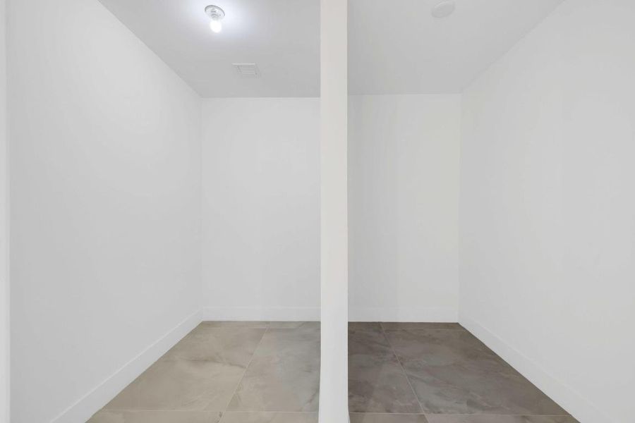 475 E Royal Palm Road - 99