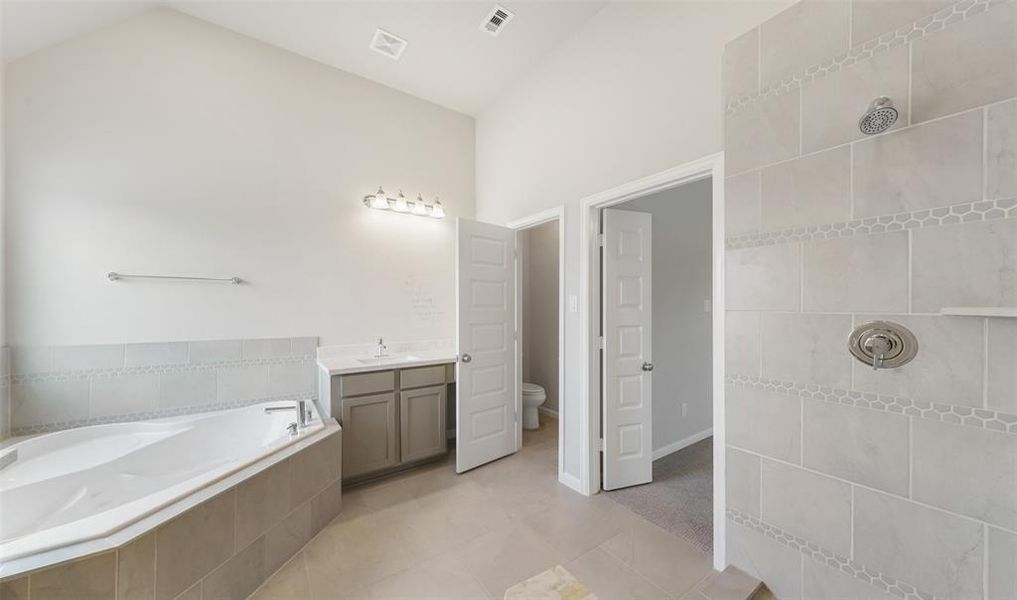 Image 16 of a home in Centrepark Terrace.