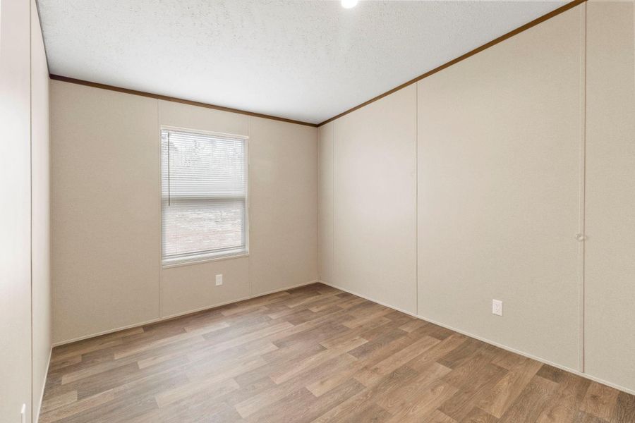 Spacious, unfurnished interior of a new home in , Livingston (Image 24).