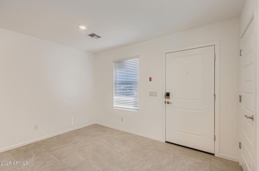 Breakfast Area Breakfast Area