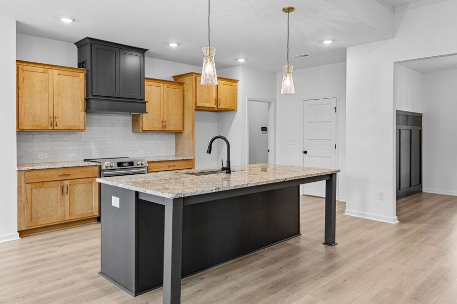 Furnished interior view inside a new home in Golfview, Thomaston (Image 6).