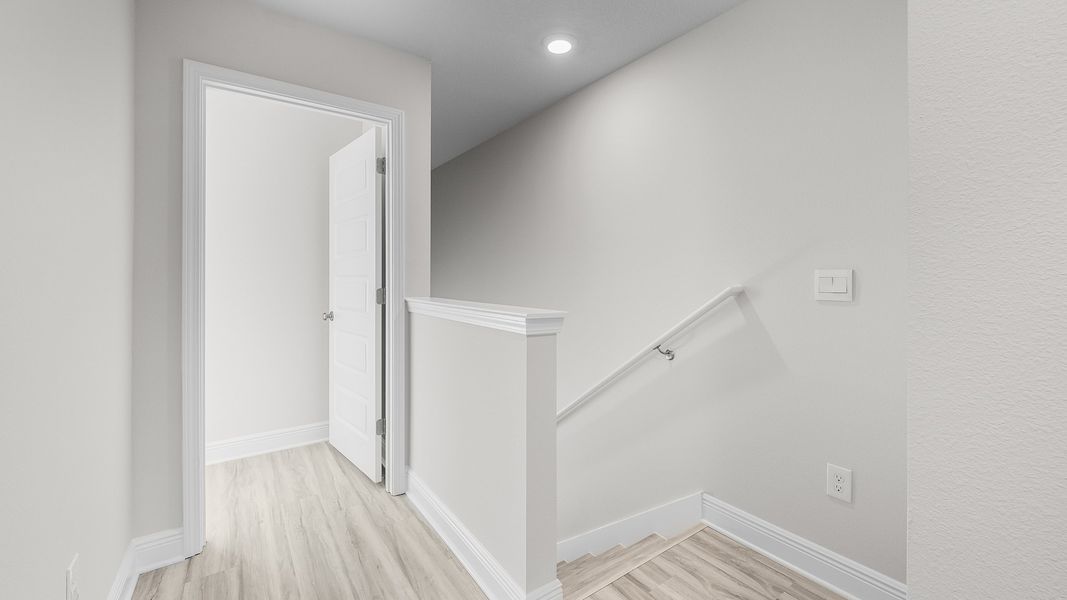 Spacious, unfurnished interior of a new home in Windmark Beach, Port Saint Joe (Image 17).