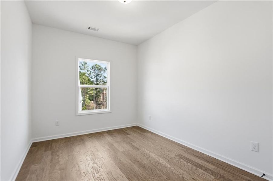 Spacious, unfurnished interior of a new home in , Roswell (Image 32).