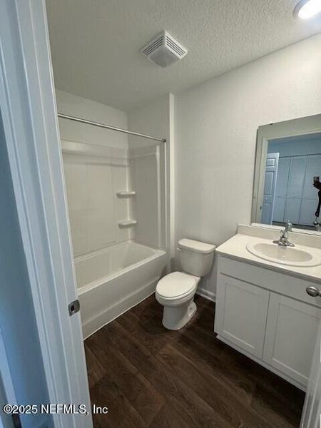 Furnished interior view inside a new home in The Landing, Middleburg (Image 26). Furnished interior view inside a new home in The Landing, Middleburg (Image 26).