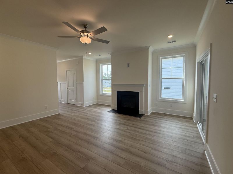 Spacious, unfurnished interior of a new home in Cottages at Roofs Pond, West Columbia (Image 13).